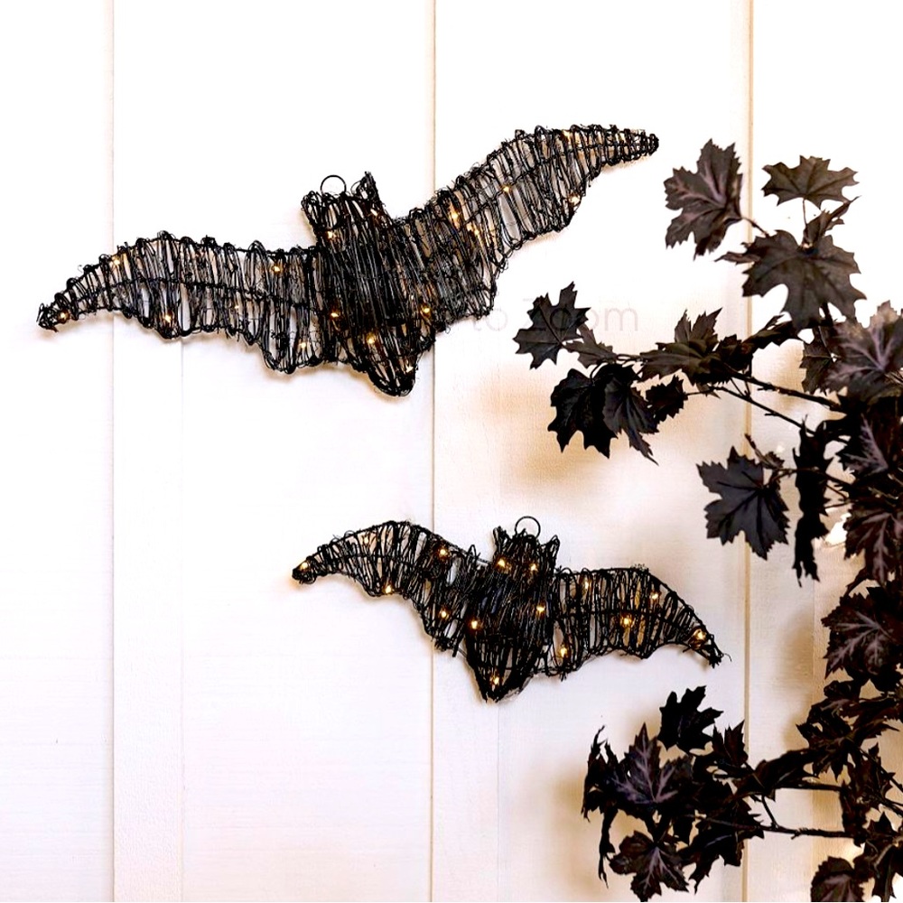 Pottery Barn 🦇 Lit Woven 🦇 Hanging Bats 🦇 Sold Out New!